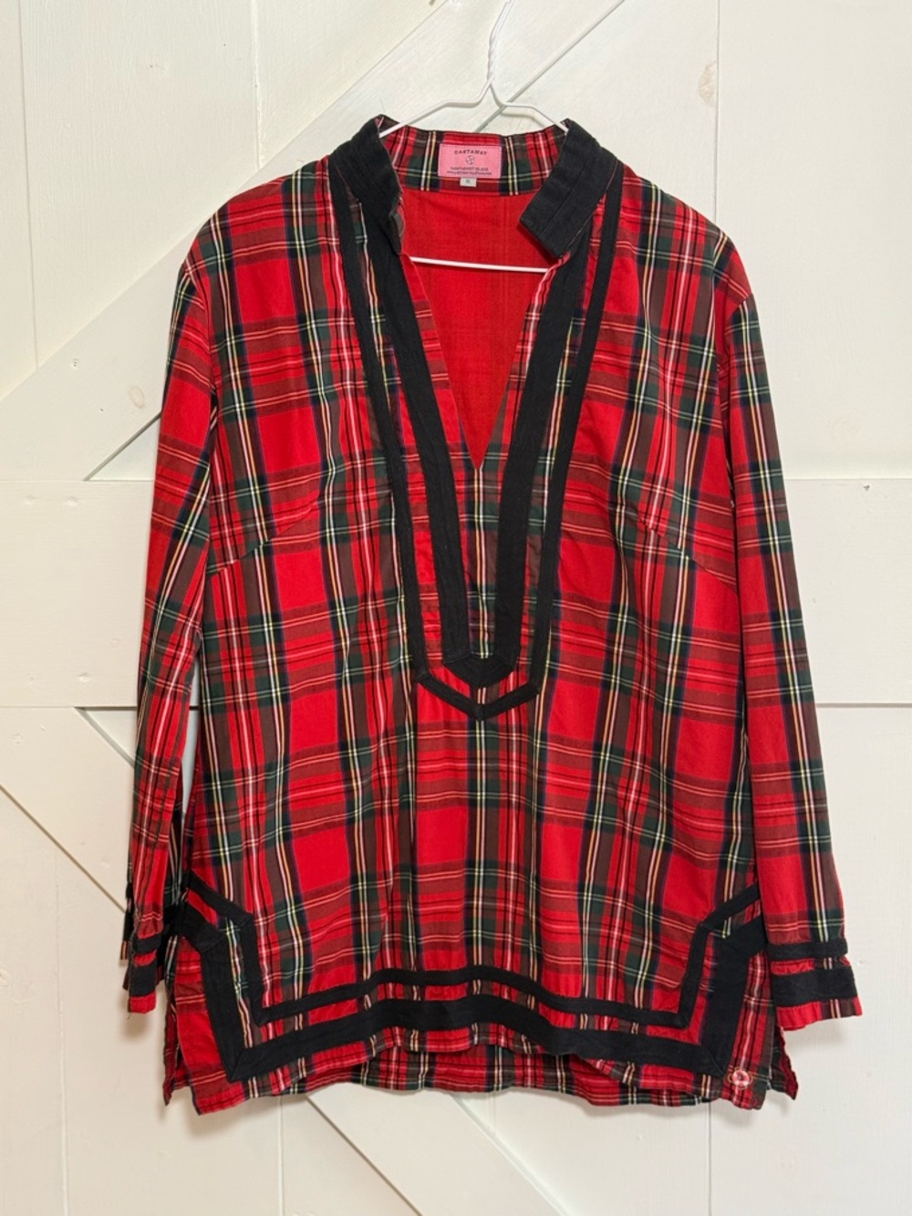 Castaway Nantucket Island Women’s XL Red Tartan Plaid Tunic Top Black Trim